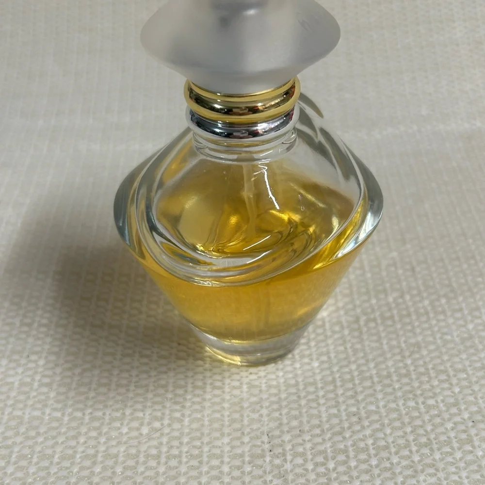 Journey by Mary Kay Elegant Women’s Perfume Bottle - Gold Yellow Scent - Picture 2 of 5